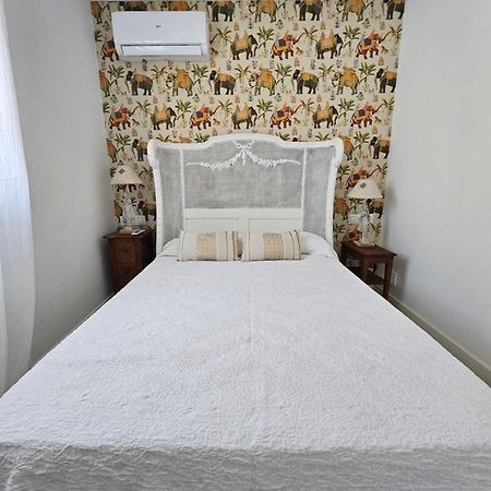 Pedregalejo Beach House Apartment Малага Екстериор снимка