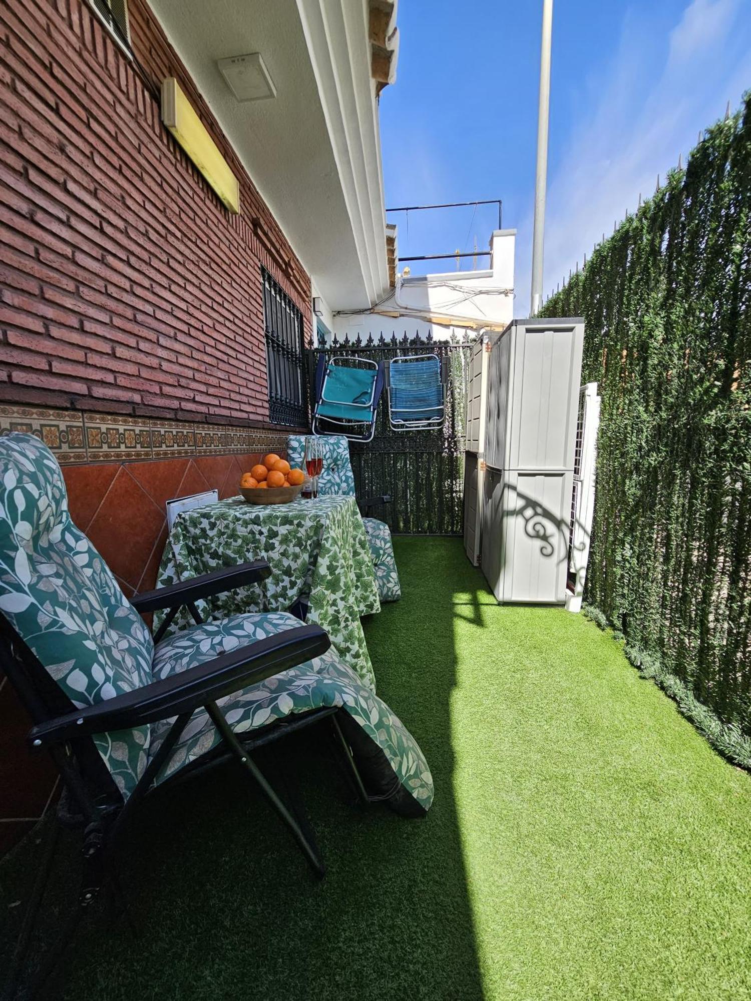 Pedregalejo Beach House Apartment Малага Екстериор снимка