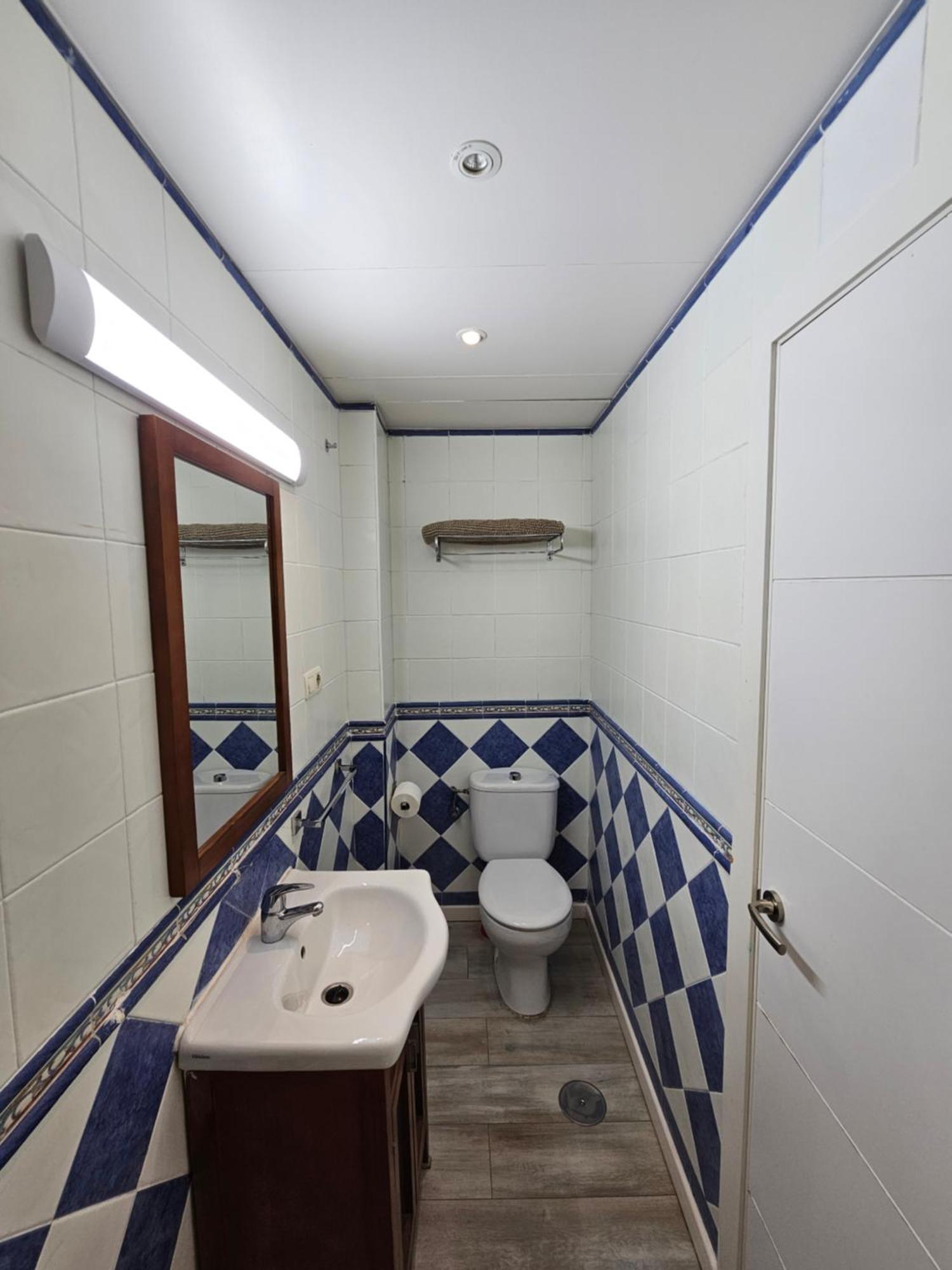 Pedregalejo Beach House Apartment Малага Екстериор снимка