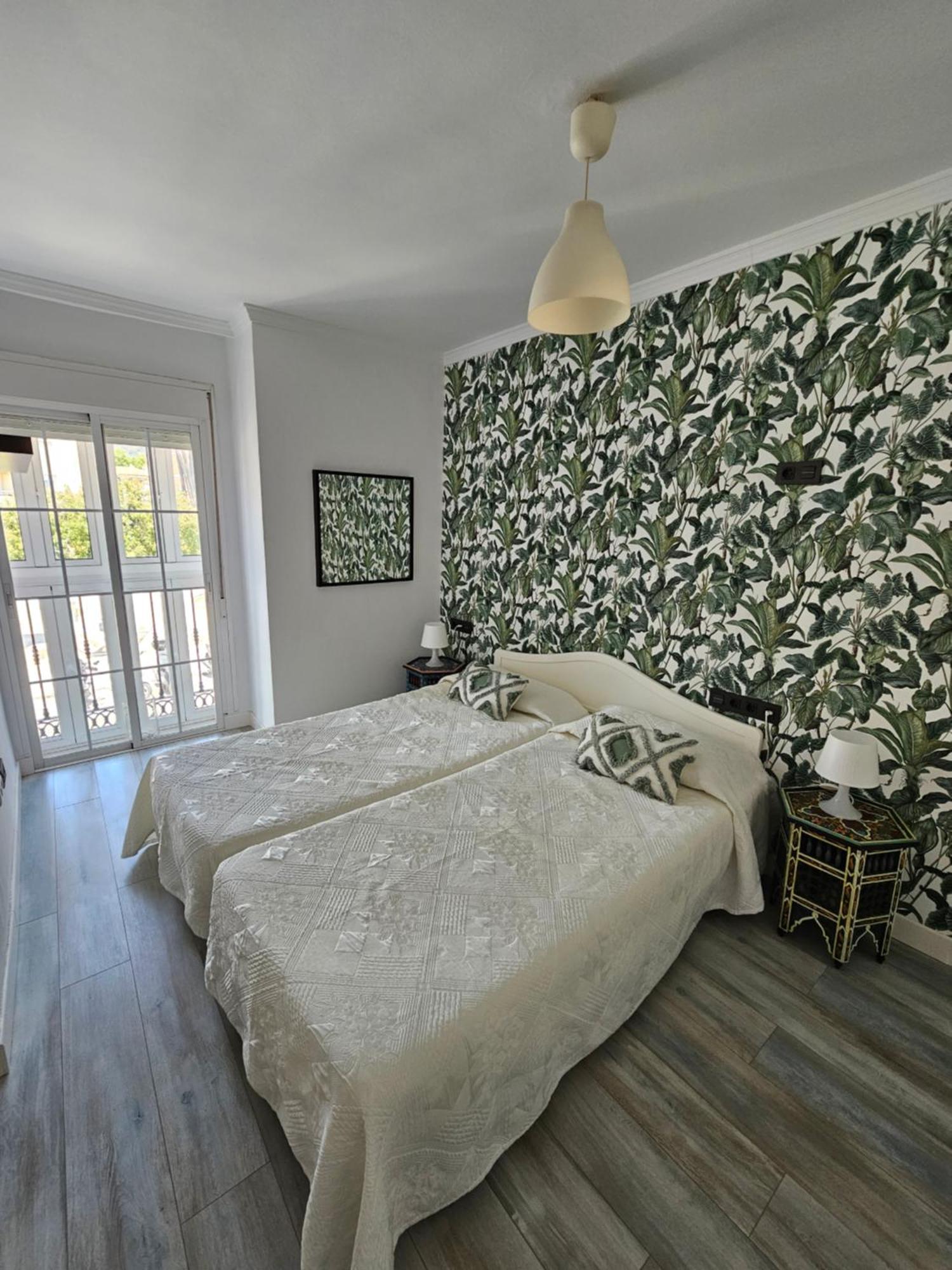 Pedregalejo Beach House Apartment Малага Екстериор снимка